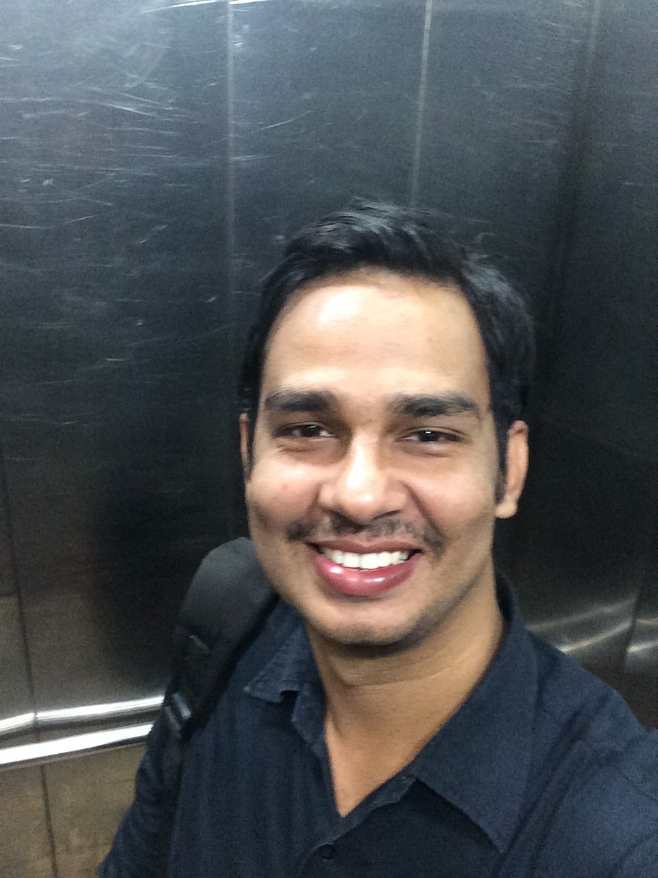profile of Ashish Tiwari