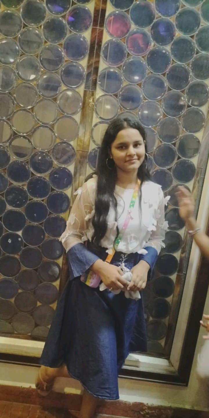 profile of Roshni 