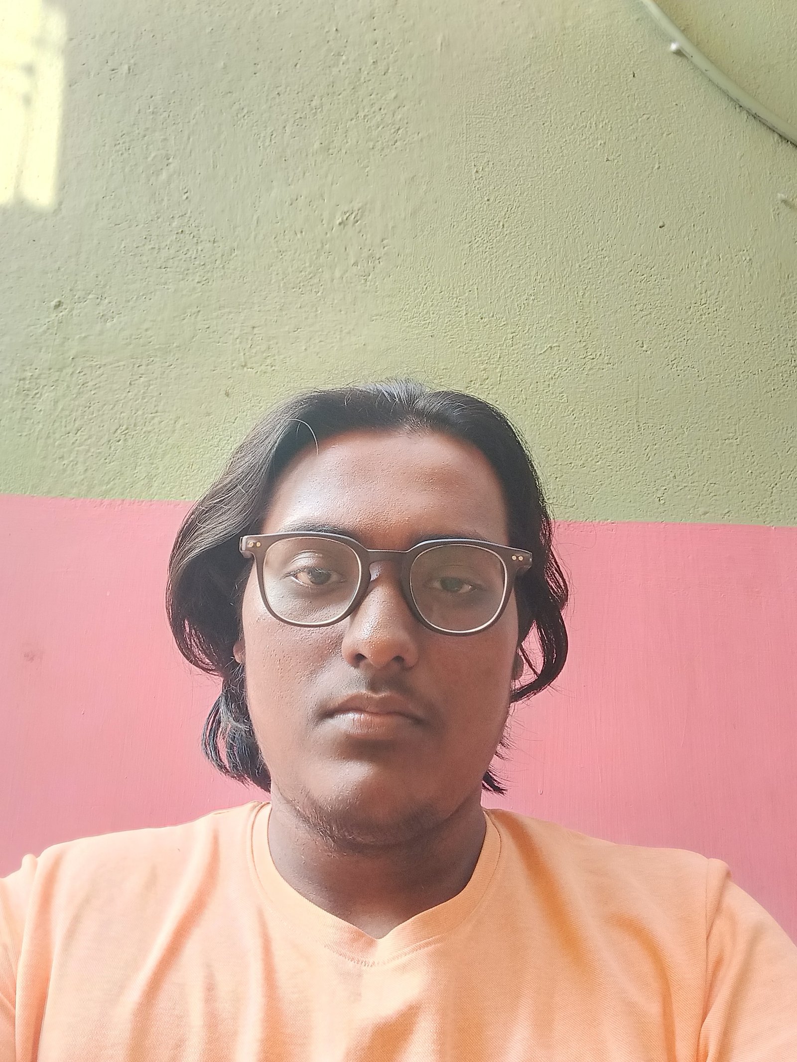 profile of Joydeep Saha 